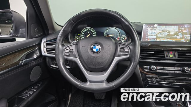 BMW X6 2018 — photo 12