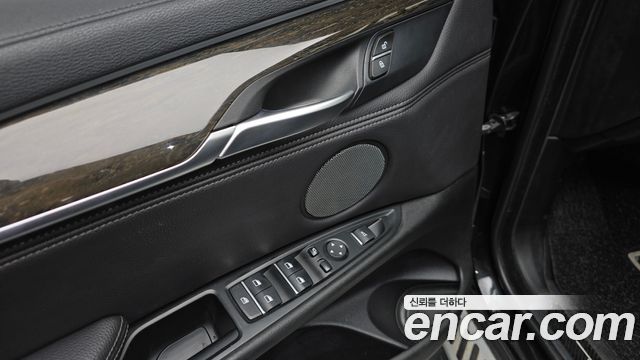 BMW X6 2018 — photo 15