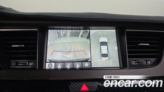 Kia K7 2018 — photo 26