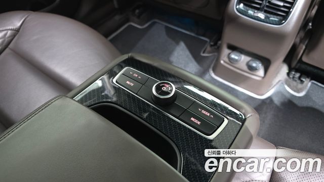 Kia K7 2018 — photo 34