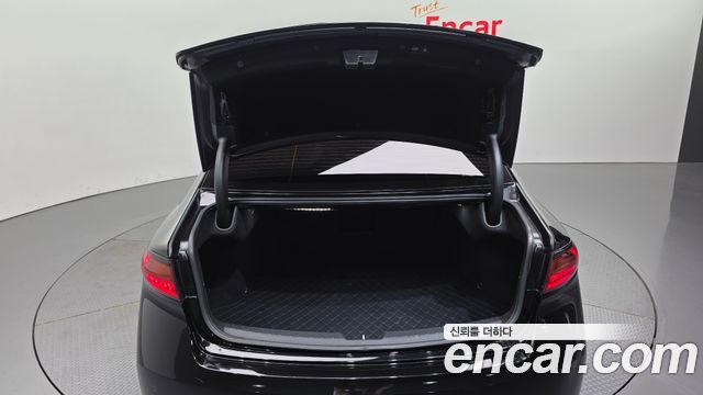 Kia K7 2018 — photo 36