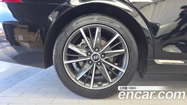 Hyundai Grandeur 2023 — photo 5
