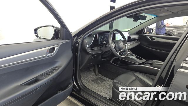 Hyundai Grandeur 2023 — photo 13