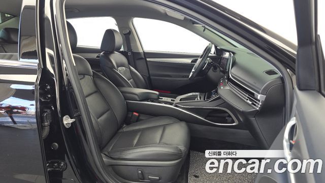 Hyundai Grandeur 2023 — photo 17