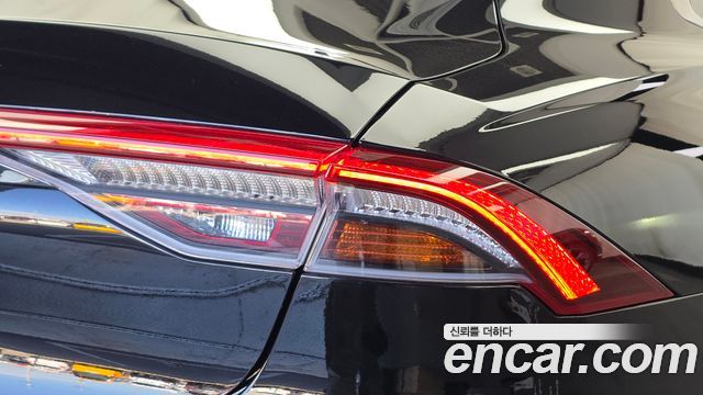 Hyundai Grandeur 2023 — photo 9
