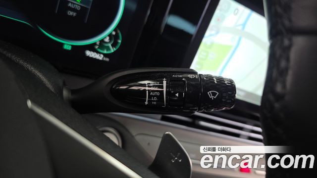Hyundai Grandeur 2023 — photo 16