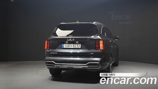 Kia Sorento 2023 — photo 4