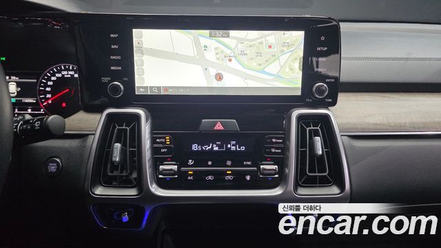 Kia Sorento 2023 — photo 19
