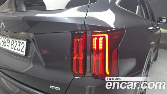 Kia Sorento 2023 — photo 9