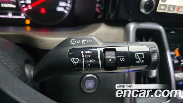 Kia Sorento 2023 — photo 29