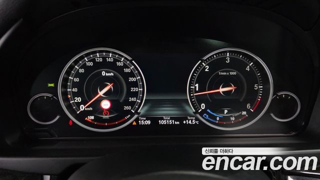 BMW X6 2016 — photo 8