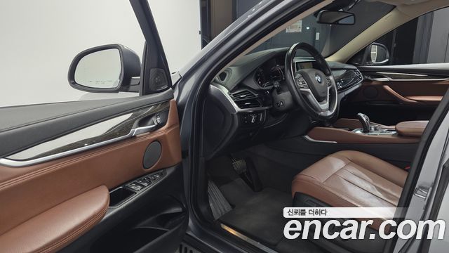 BMW X6 2016 — photo 10