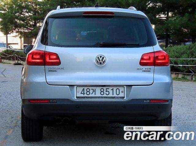 Volkswagen Tiguan 2013 — photo 4