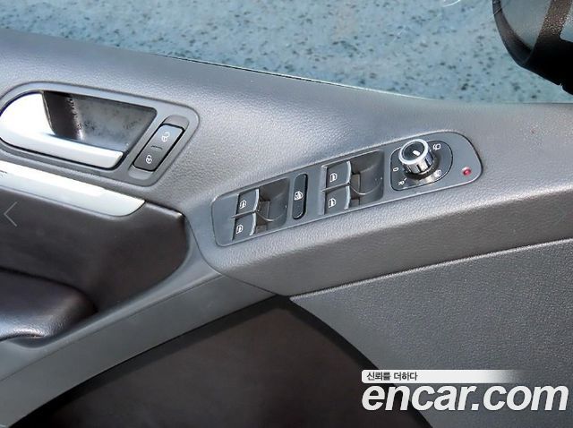 Volkswagen Tiguan 2013 — photo 10