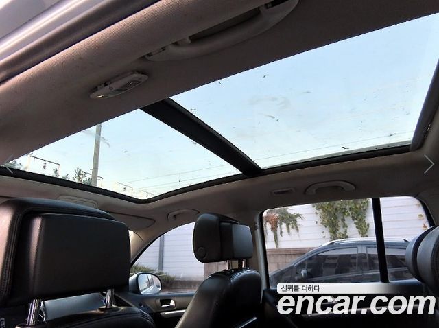 Volkswagen Tiguan 2013 — photo 17