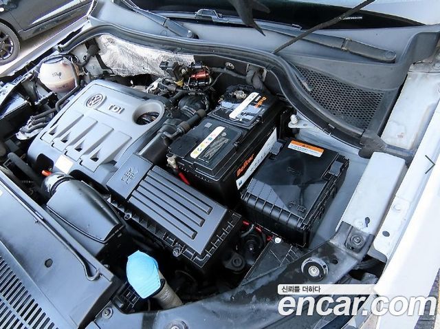 Volkswagen Tiguan 2013 — photo 18