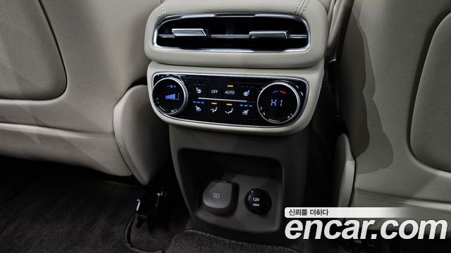 Genesis GV80 2023 — photo 19