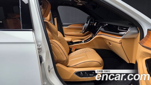 Jeep Cherokee 2023 — photo 17