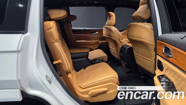 Jeep Cherokee 2023 — photo 18
