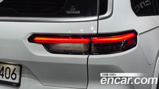 Jeep Cherokee 2023 — photo 9
