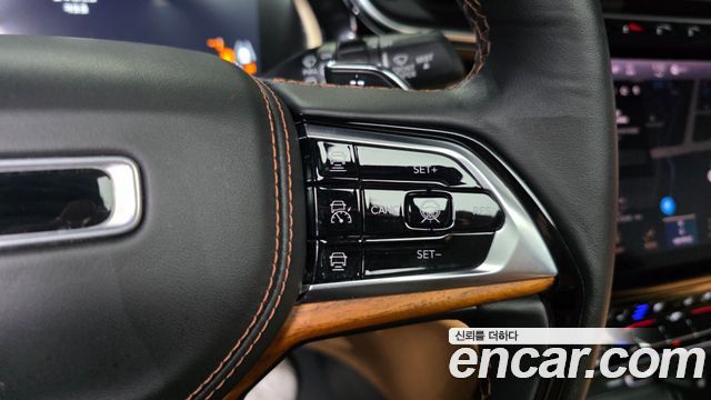 Jeep Cherokee 2023 — photo 27