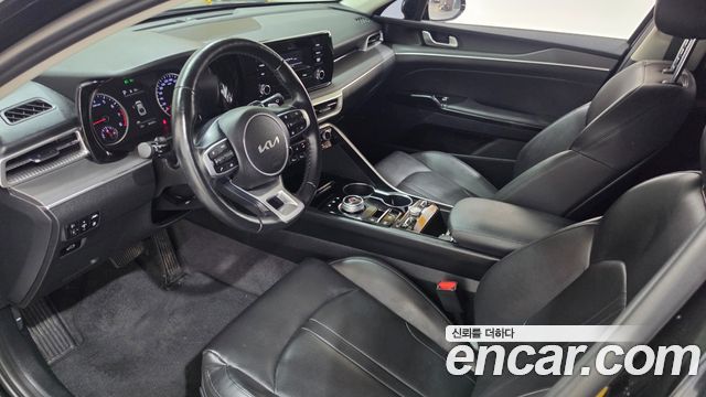 Kia K5 2023 — photo 17