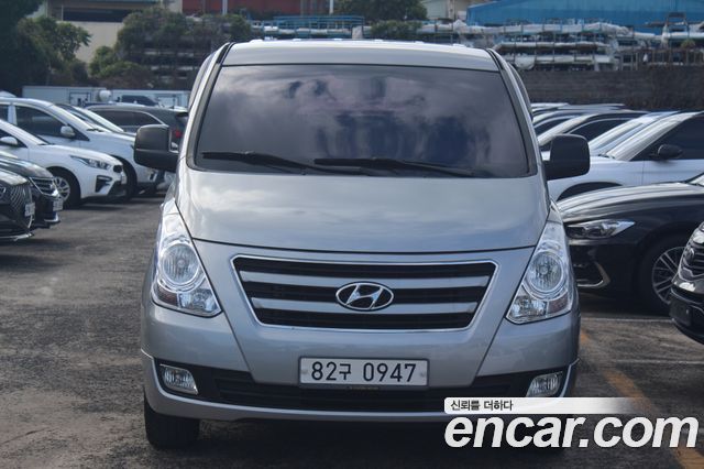 Hyundai Starex 2016 — photo 2
