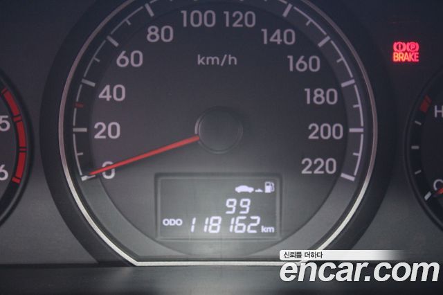 Hyundai Starex 2016 — photo 8