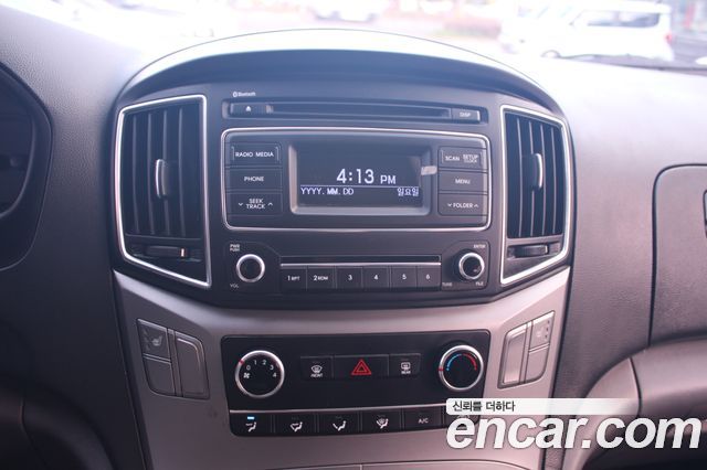 Hyundai Starex 2016 — photo 9