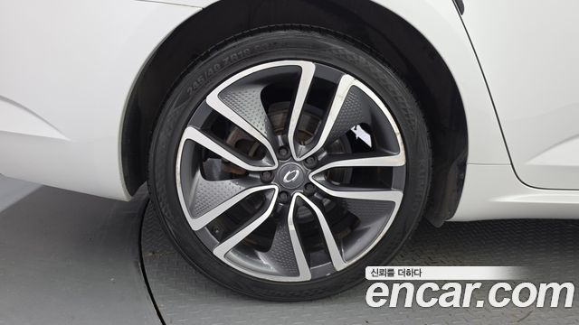 Renault Korea SM6 2016 — photo 5