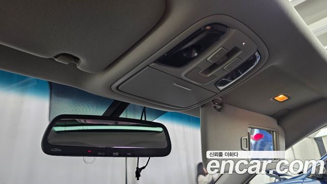 Kia K5 2016 — photo 23