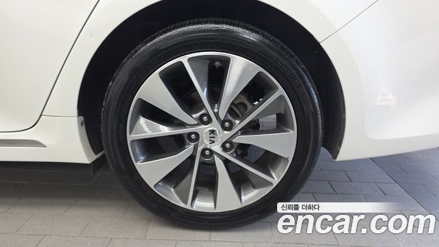 Kia K5 2016 — photo 7