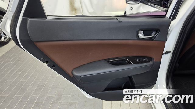 Kia K5 2016 — photo 15