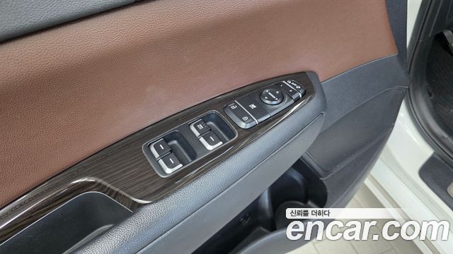 Kia K5 2016 — photo 30