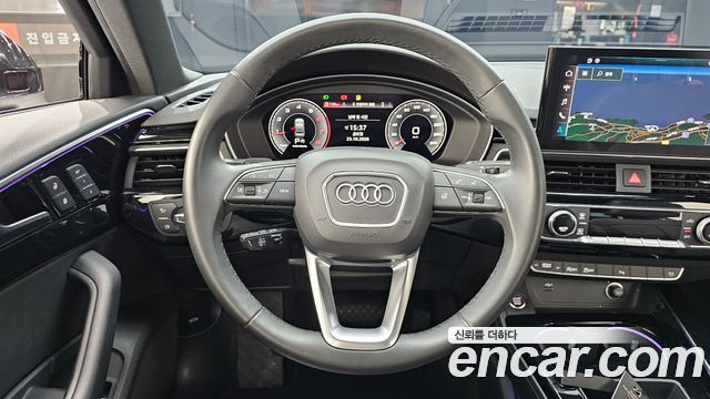 Audi A4 2022 — photo 19