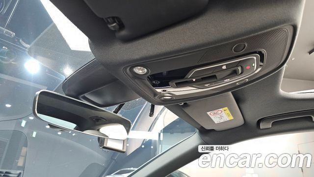 Audi A4 2022 — photo 21
