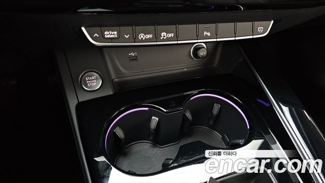 Audi A4 2022 — photo 28
