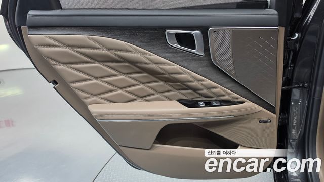 Kia K8 2023 — photo 15