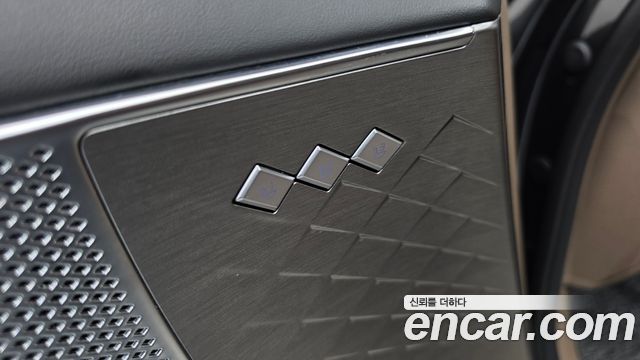 Kia K8 2023 — photo 30