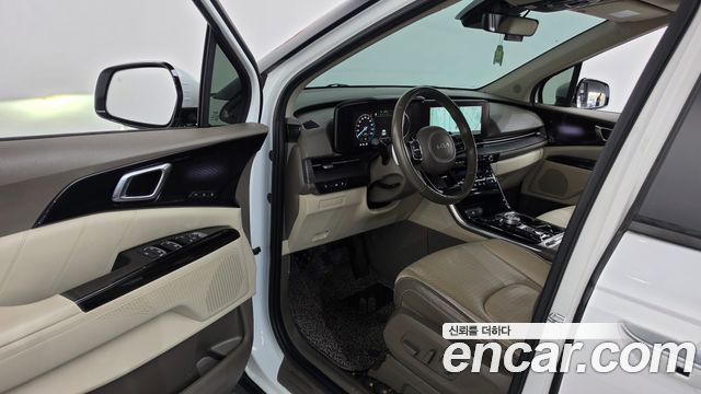 Kia Canival 2022 — photo 13