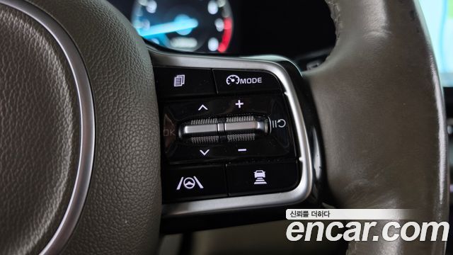 Kia Canival 2022 — photo 22