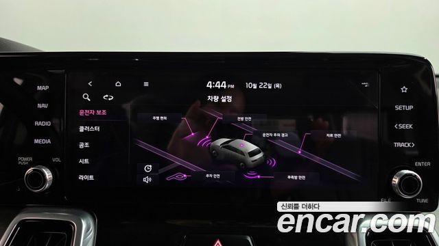 Kia Sorento 2021 — photo 32