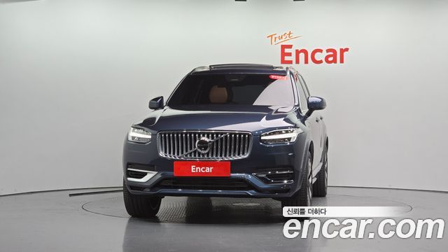 Volvo XC90 2025 — photo 3