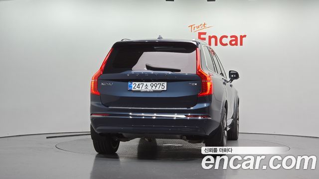 Volvo XC90 2025 — photo 4