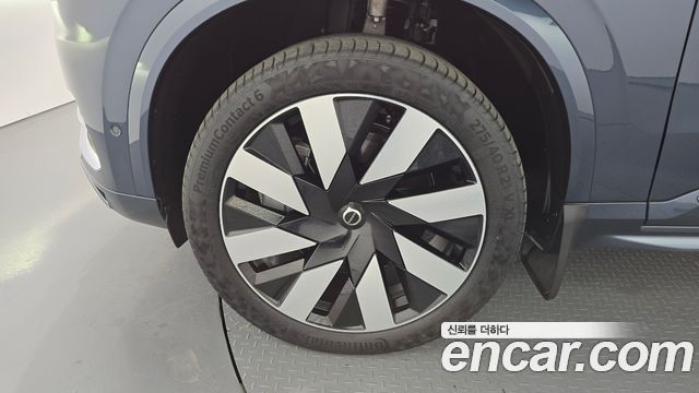 Volvo XC90 2025 — photo 5