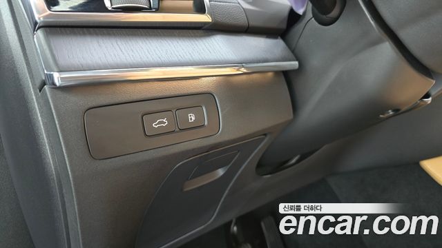 Volvo XC90 2025 — photo 24