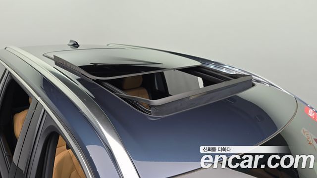 Volvo XC90 2025 — photo 28