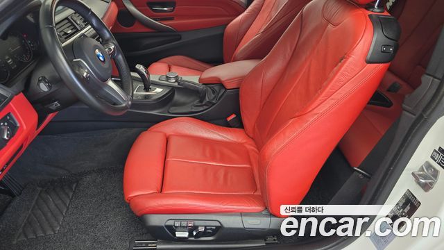 BMW 4-Series 2019 — photo 23