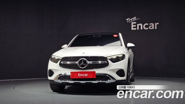 Mercedes-Benz GLC-Class 2025 — photo 3