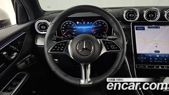 Mercedes-Benz GLC-Class 2025 — photo 19